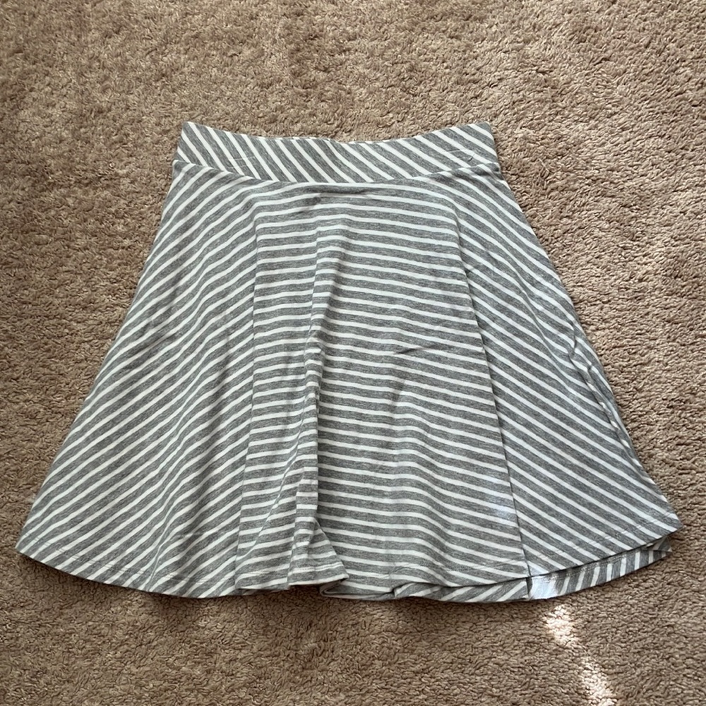Kohls So Skirt Size Small